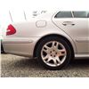 Image 37 : I1 --  2004 MERCEDES E320, Grey, 214716 KM