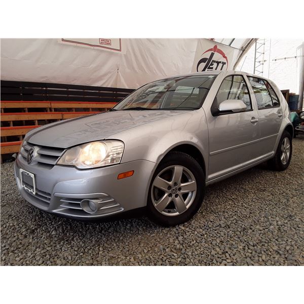 I5 --  2008 VOLKSWAGEN CITY GOLF, Silver, 143 696 KM