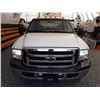 Image 5 : H1 --  2006 FORD F350 SUPER DUTY CREW CAB DUALLY 4X4, White, 249850 Miles