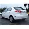 Image 14 : A10 --  2006 CHEVROLET OPTRA 5 LT, White, 226371 KM