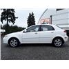 Image 16 : A10 --  2006 CHEVROLET OPTRA 5 LT, White, 226371 KM