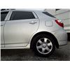 Image 22 : C6 --  2009 TOYOTA MATRIX , Silver, 289605 KM