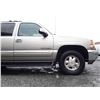 Image 25 : A6 --  2002 GMC YUKON XL 1500 4X4, Grey, 314687 KM 'NO RESERVE"