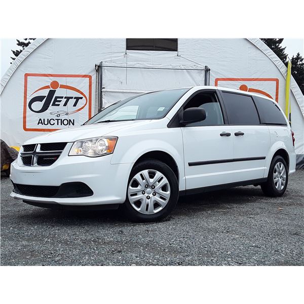 D5 --  2015 DODGE GRAND CARAVAN SE, White, 293139 KM