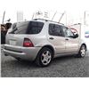 Image 13 : C4 --  2000 MERCEDES ML 55 AMG AWD, Grey, 250208 KM