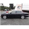 Image 22 : D2 --  2004 JAGUAR XJR, Black, 238696 KM