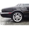 Image 35 : D2 --  2004 JAGUAR XJR, Black, 238696 KM