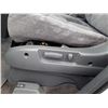 Image 53 : D1 --  2004 HONDA ODYSSEY EX, White, 248507 KM