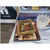 Image 3 : Lot of Table lamps, Floor lamp & More (Box 8)