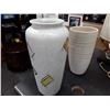 Image 2 : Lot of two table lamps Vases & More (Box 9)