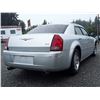 Image 14 : D1 --  2005 CHRYSLER 300 TOURING, Silver, 268824 KM