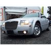 Image 3 : D1 --  2005 CHRYSLER 300 TOURING, Silver, 268824 KM