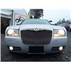 Image 4 : D1 --  2005 CHRYSLER 300 TOURING, Silver, 268824 KM