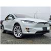 Image 10 : 0A --  2017 TESLA MODEL X AWD, White, 71717 KM  "NO RESERVE"