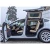 Image 117 : 0A --  2017 TESLA MODEL X AWD, White, 71717 KM  "NO RESERVE"