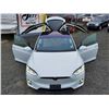 Image 39 : 0A --  2017 TESLA MODEL X AWD, White, 71717 KM  "NO RESERVE"