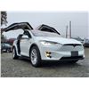 Image 40 : 0A --  2017 TESLA MODEL X AWD, White, 71717 KM  "NO RESERVE"