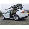 Image 55 : 0A --  2017 TESLA MODEL X AWD, White, 71717 KM  "NO RESERVE"