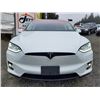 Image 6 : 0A --  2017 TESLA MODEL X AWD, White, 71717 KM  "NO RESERVE"