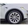 Image 72 : 0A --  2017 TESLA MODEL X AWD, White, 71717 KM  "NO RESERVE"