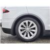 Image 78 : 0A --  2017 TESLA MODEL X AWD, White, 71717 KM  "NO RESERVE"