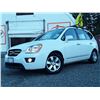 Image 1 : A1 --  2009 KIA RONDO, White, 180434 KM  "NO RESERVE"