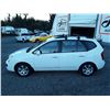 Image 21 : A1 --  2009 KIA RONDO, White, 180434 KM  "NO RESERVE"