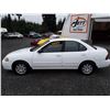 Image 19 : A2 --  2002 NISSAN SENTRA XE, White, 185988 KM  "NO RESERVE"
