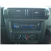 Image 82 : C6A --  2002 JEEP WRANGLER /TJ SPORT 4X4, Grey, 193963 KM