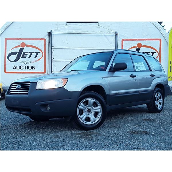 C2 --  2006 SUBARU FORESTER 2.5X AWD, Silver, 260535 KM