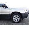 Image 29 : C2 --  2006 SUBARU FORESTER 2.5X AWD, Silver, 260535 KM