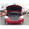 Image 36 : D5 --  2010 CHRYSLER TOWN & COUNTRY TOURING, Red, 305504 KM