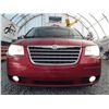 Image 4 : D5 --  2010 CHRYSLER TOWN & COUNTRY TOURING, Red, 305504 KM