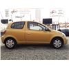 Image 10 : A3 --  2004 TOYOTA ECHO , Gold, 260600 KM