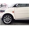 Image 22 : B2 --  2006 SMART FOR TWO  DIESEL, White, 92310 KM