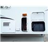 Image 42 : OC -- 2002 CITATION SUPREME BY GENERAL COACH 9’ 6”APX