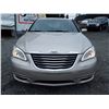 Image 5 : D3 --  2013 CHRYSLER 200 LX, Gold, 139064 KM
