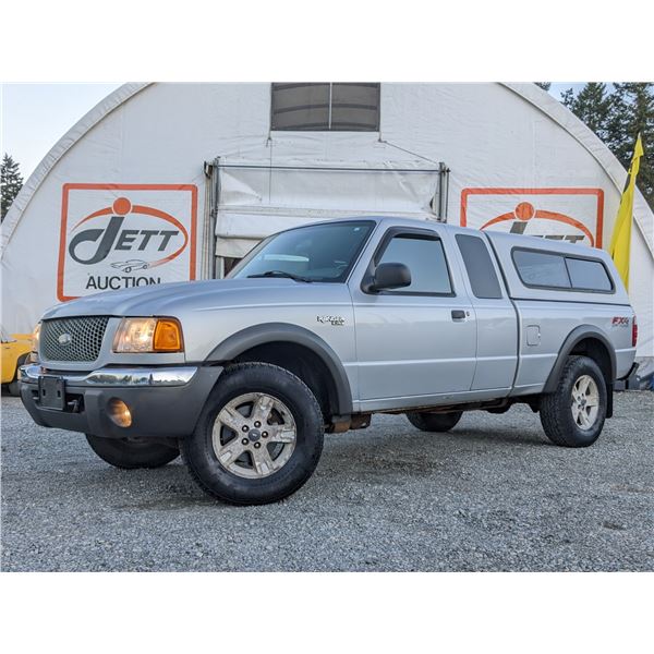 F1 --  2003 FORD RANGER SUPER CAB 4X4, Silver, 261665 KM
