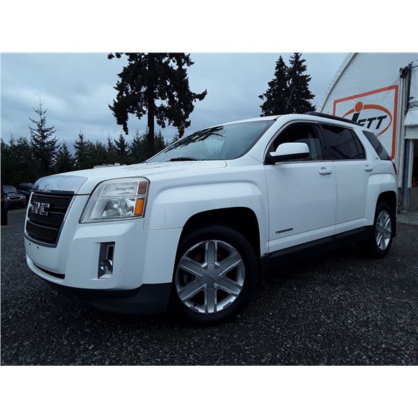 F3 --  2010 GMC TERRAIN SLT , White, 191532 KM