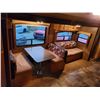 Image 75 : 0A --  2013 ISLAND TREK BY R-VISION BY TRAIL-LIFE APROX 30'