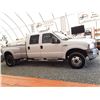 Image 10 : H1 --  2006 FORD F350 SUPER DUTY CREW CAB DUALLY 4X4, White, 249850 Miles