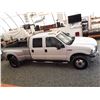 Image 11 : H1 --  2006 FORD F350 SUPER DUTY CREW CAB DUALLY 4X4, White, 249850 Miles