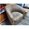 Image 1 : Italian Natuzzi Suede Lounge Chair