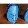 Image 2 : lot of 2 Blue geodes &  Clay Mask