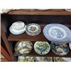 Image 2 : Lot of collector Plates