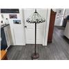 Image 1 : Tiffany Style Floor Lamp