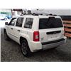 Image 18 : E6 --  2009 JEEP PATRIOT LIMITED 4X4, White, 210290 KM