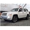 Image 1 : E6 --  2009 JEEP PATRIOT LIMITED 4X4, White, 210290 KM