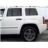 Image 26 : E6 --  2009 JEEP PATRIOT LIMITED 4X4, White, 210290 KM