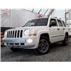 Image 2 : E6 --  2009 JEEP PATRIOT LIMITED 4X4, White, 210290 KM
